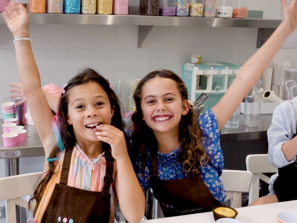 Kids' Holiday 3 Hour Baking and Cupcakes Workshop